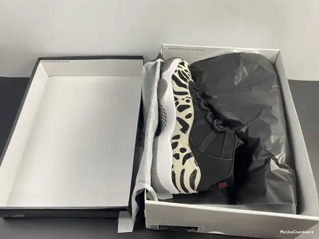 MaikeSneakers AR0715-010 AIR ANIMAL JORDAN INSTINCT 11 0323